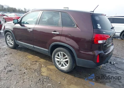 2015 Kia Sorento Lx z USA, uszkodzony, nr VIN 5XYKT3A62FG658846